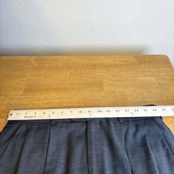 Stafford Men's Dress Slacks Pants 34x32 Dark Gray Pleated Front Cuffs Pockets - Picture 6 of 7
